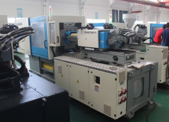 A hybrid injection molding machine