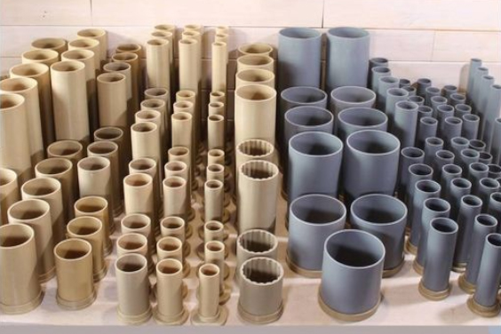 : Plastic molds for candles